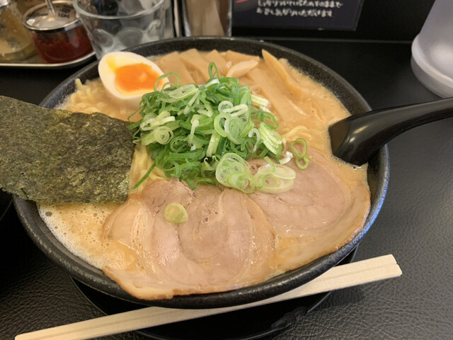 濃厚味噌豚骨 あらじん